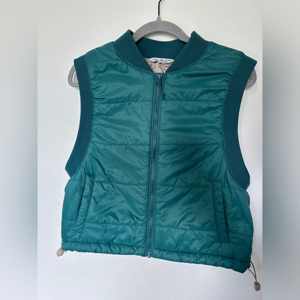 Alpine Design Cropped Puffer Vest